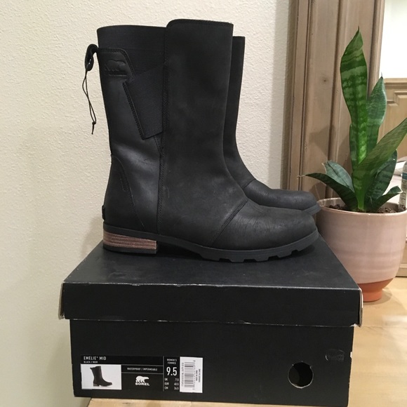 Sorel Shoes - Sorel Women Emelie Mid Boot